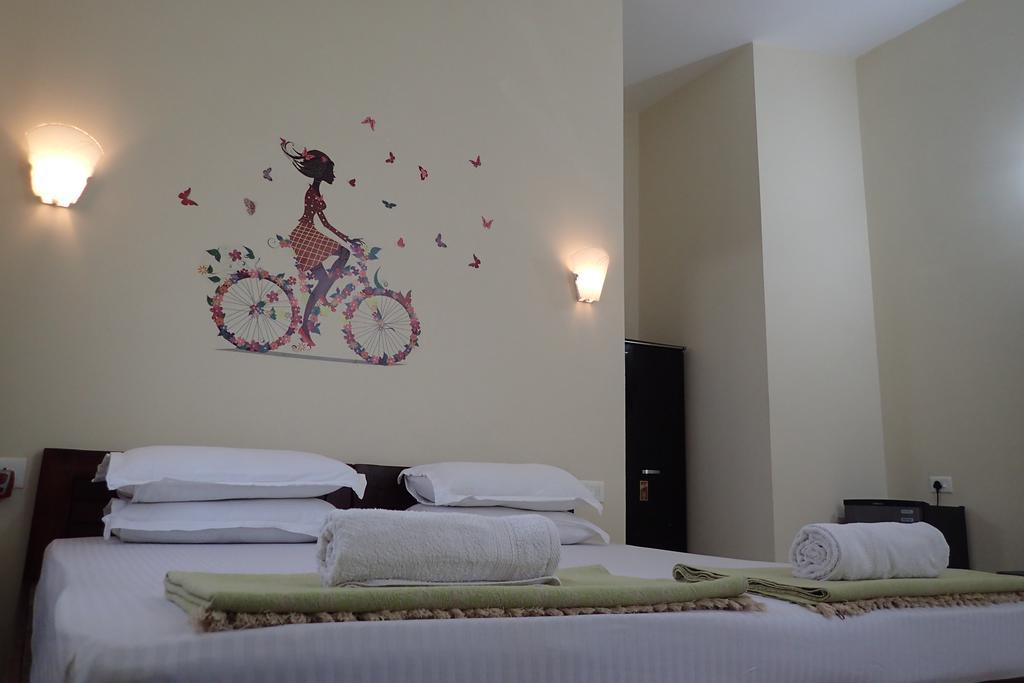 Bella Guest House Калангут Экстерьер фото