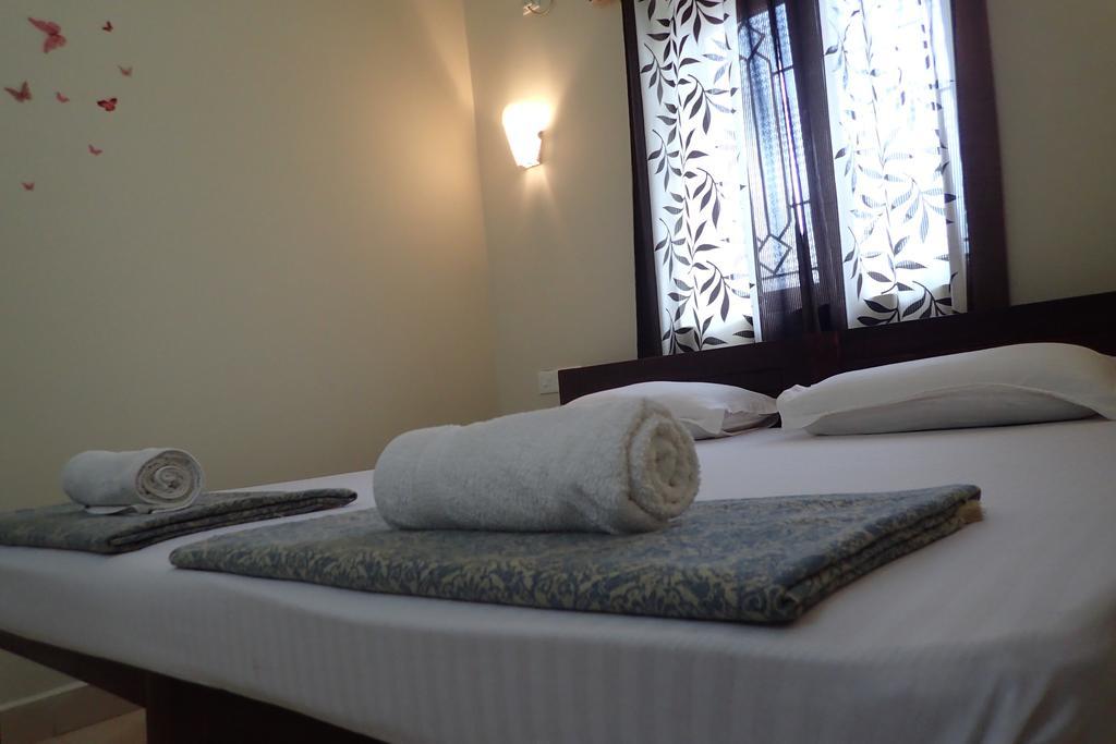 Bella Guest House Калангут Экстерьер фото