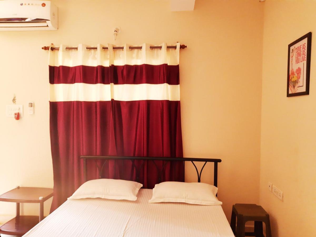 Bella Guest House Калангут Экстерьер фото